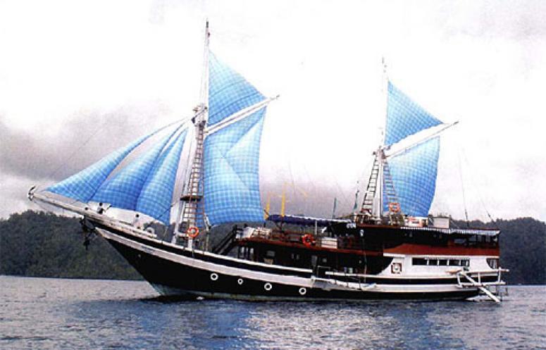 Raja Boat