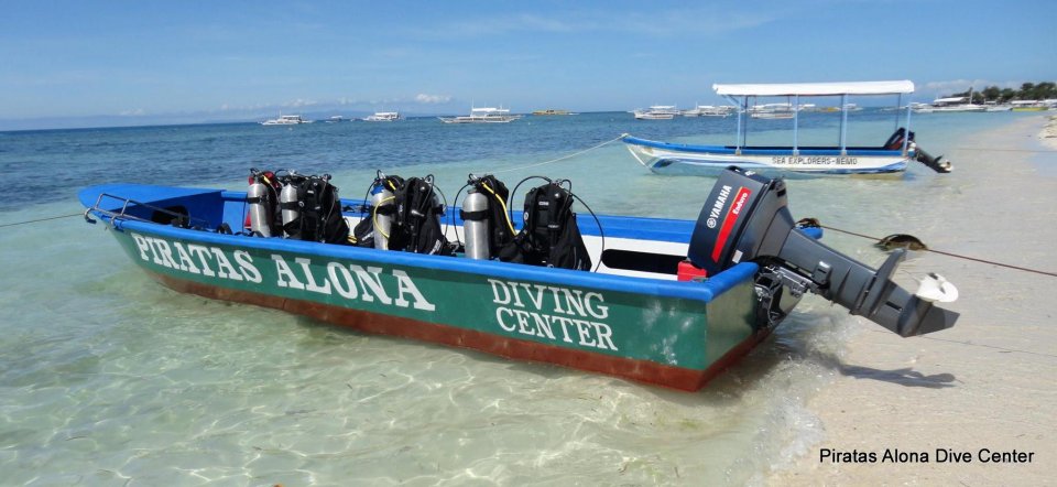 The boat is leaving, hurry and join diving with us.
